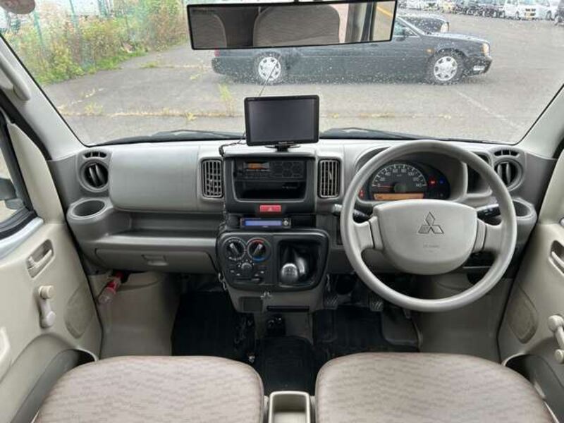 MINICAB VAN
