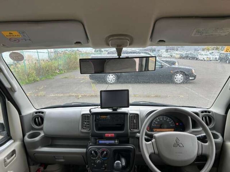 MINICAB VAN