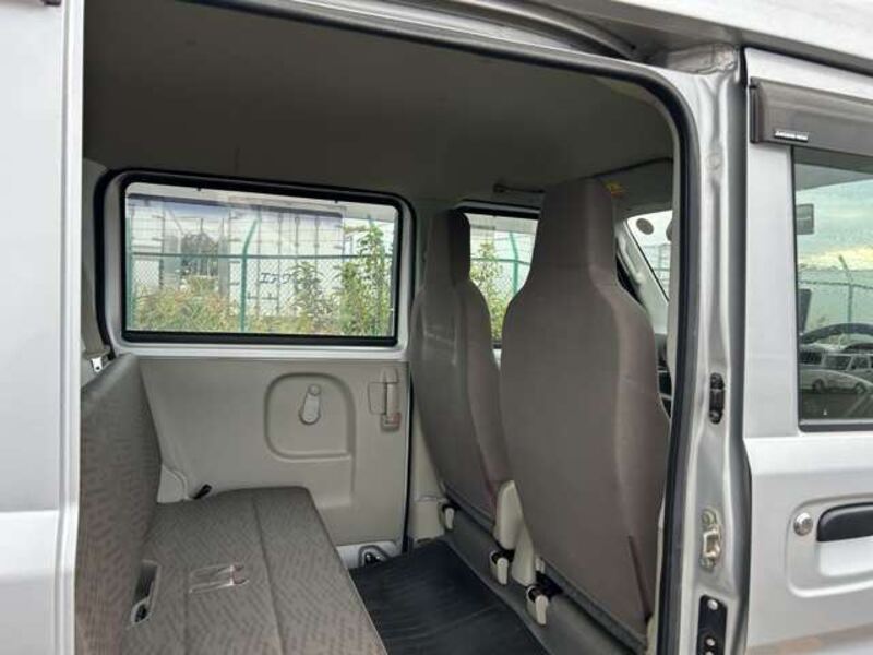 MINICAB VAN