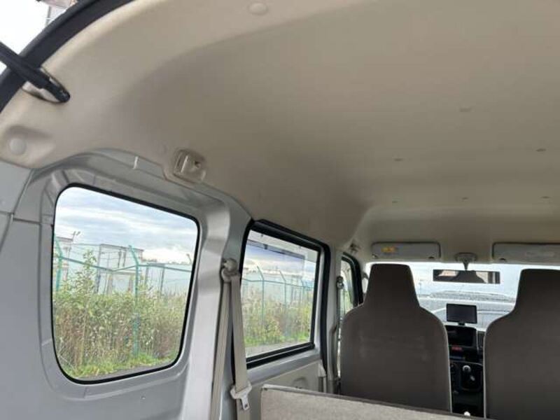 MINICAB VAN