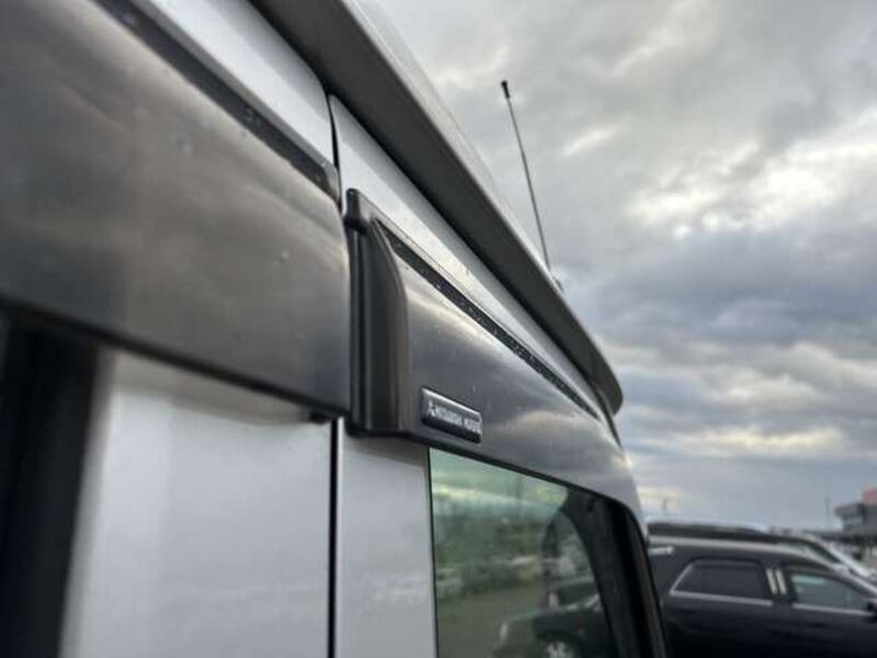 MINICAB VAN