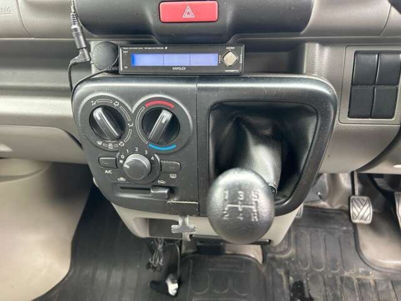 MINICAB VAN