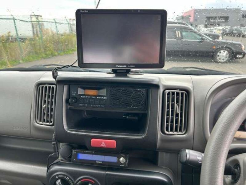 MINICAB VAN