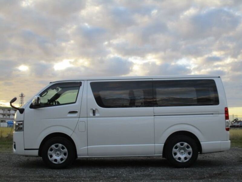 HIACE