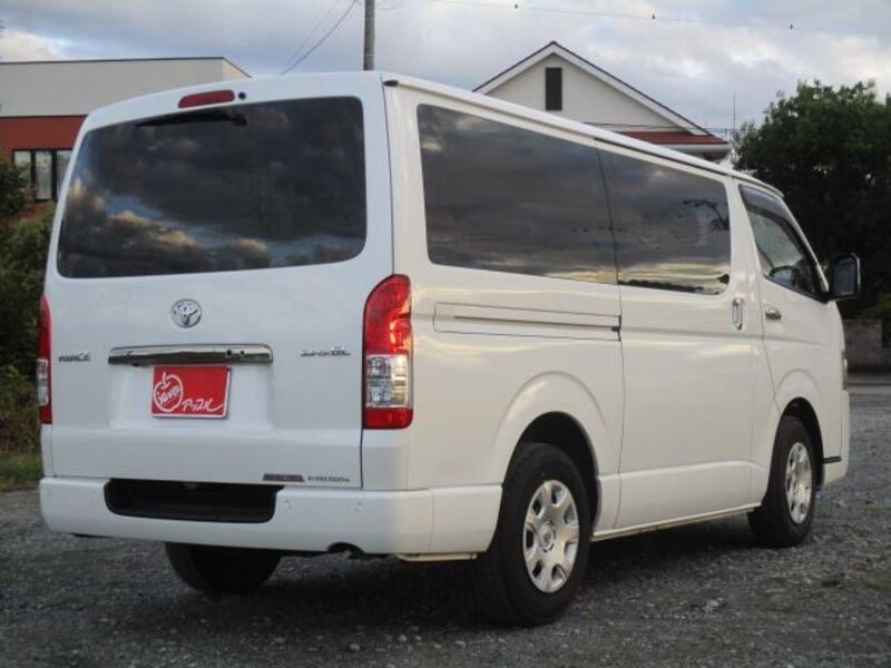 HIACE