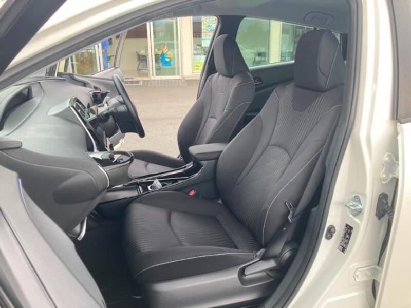 PRIUS PHV