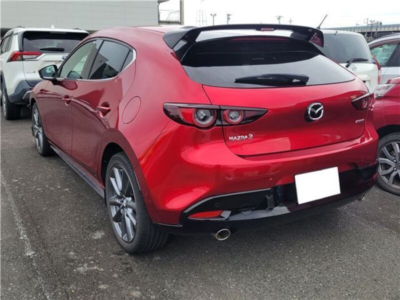 MAZDA3