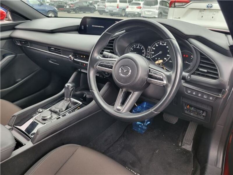 MAZDA3