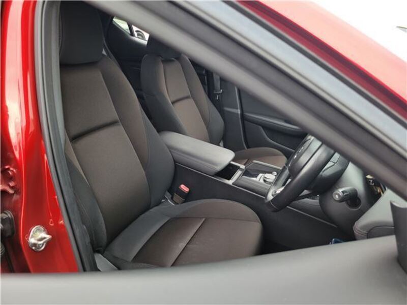 MAZDA3