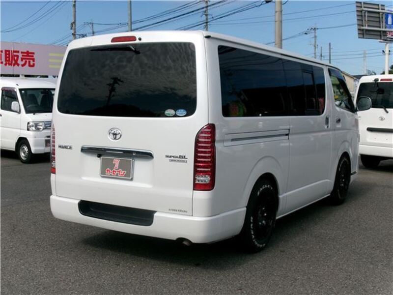 HIACE VAN