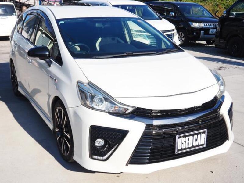 PRIUS ALPHA