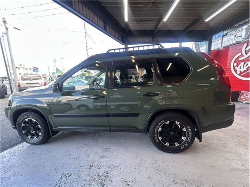 X-TRAIL