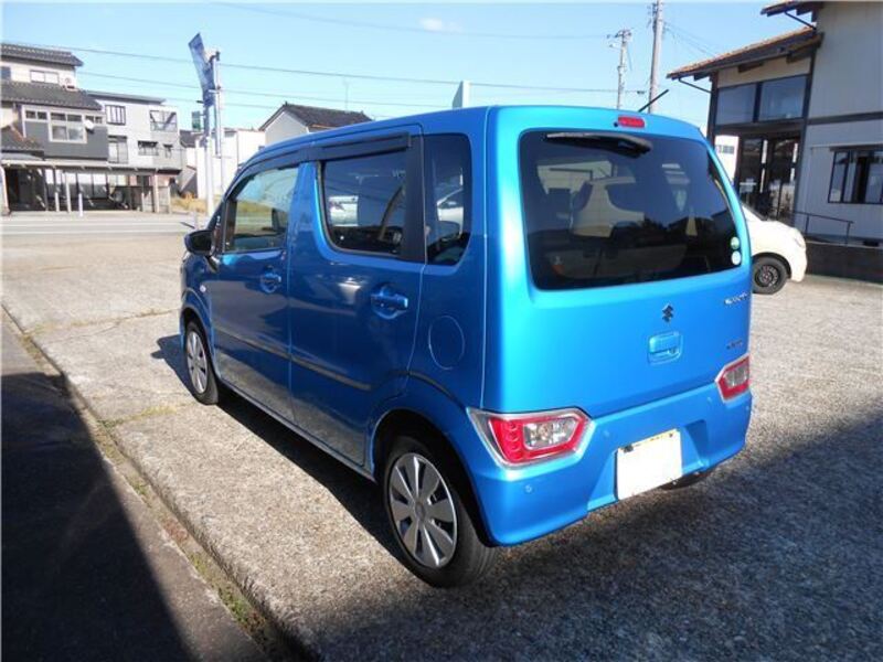 WAGON R