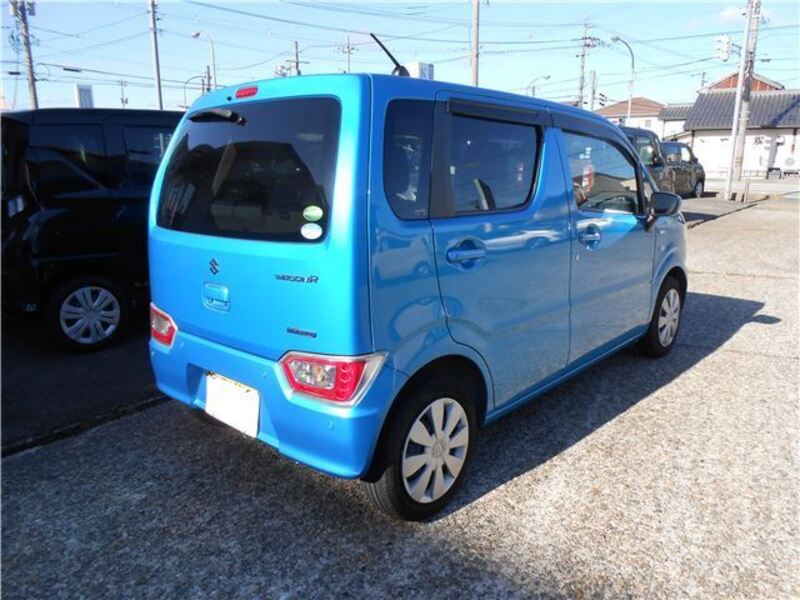 WAGON R