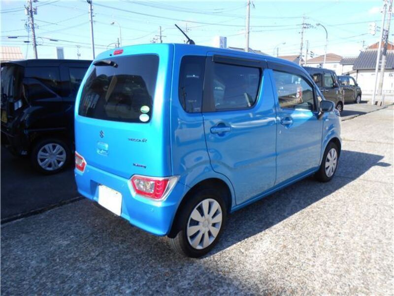 WAGON R