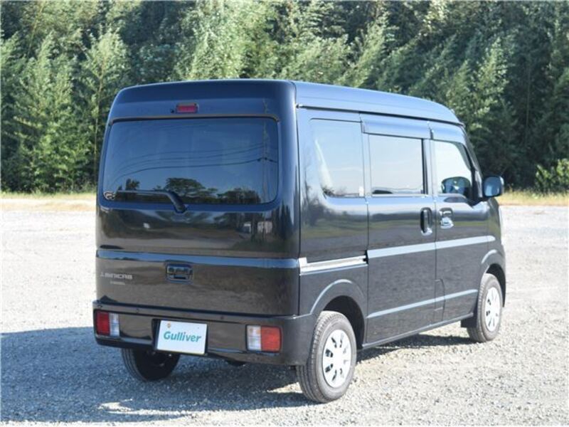MINICAB VAN