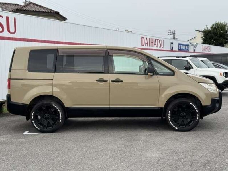 DELICA D5