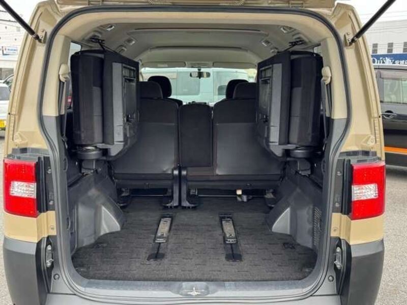 DELICA D5