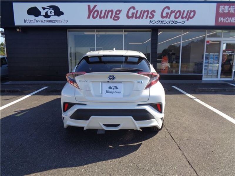 C-HR