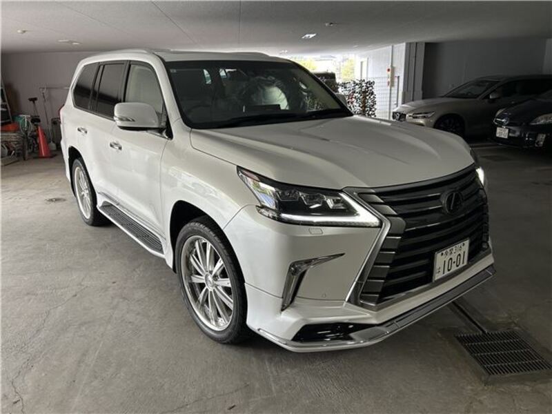 LEXUS LX