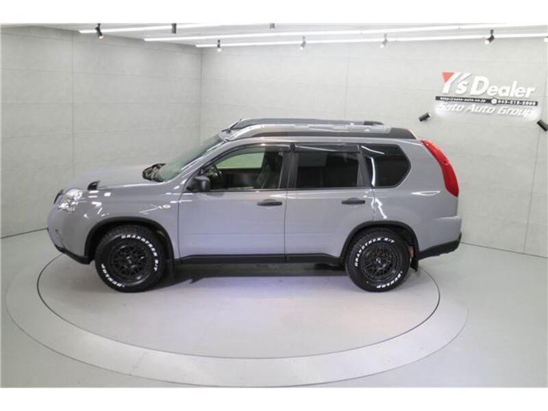 X-TRAIL