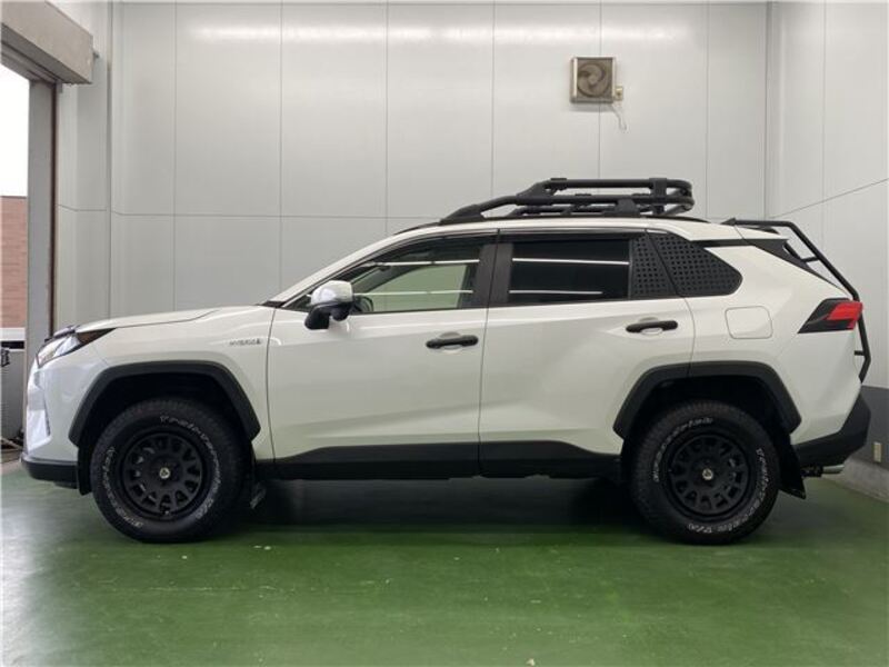 RAV4