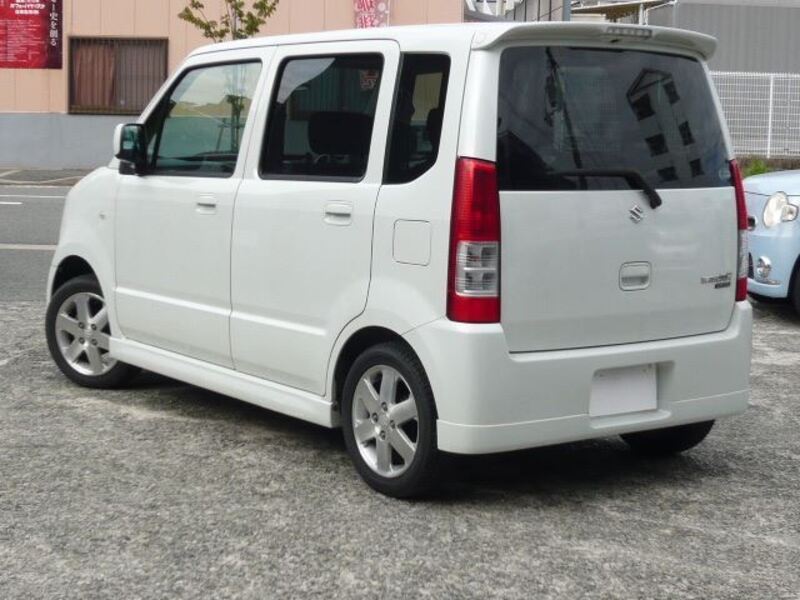WAGON R