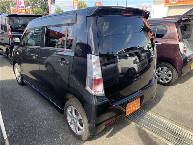 WAGON R