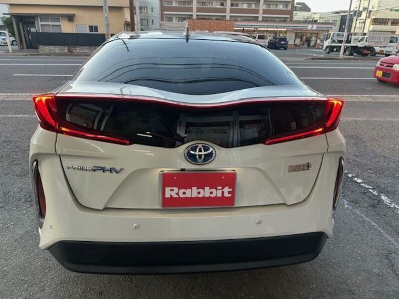 PRIUS PHV