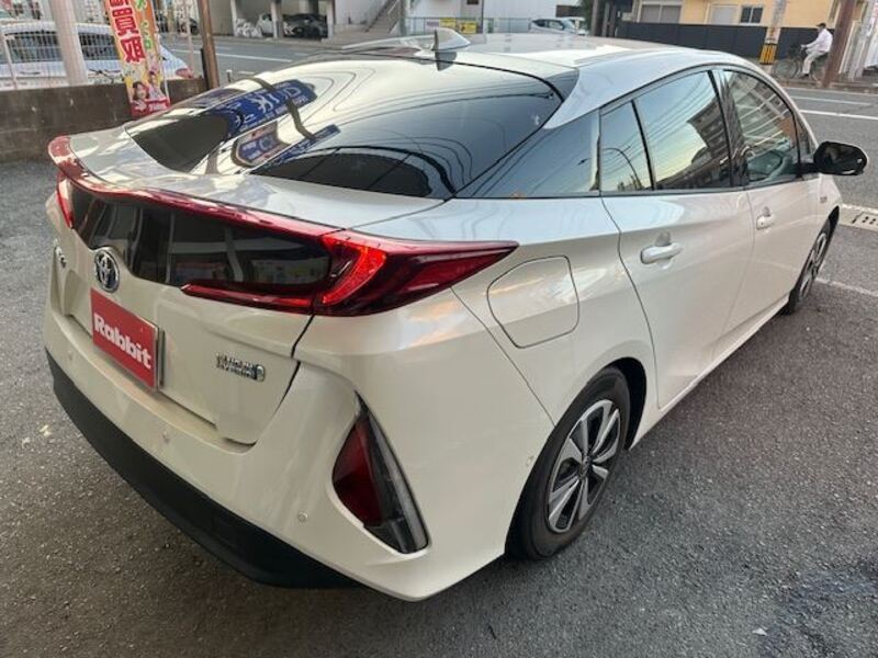 PRIUS PHV