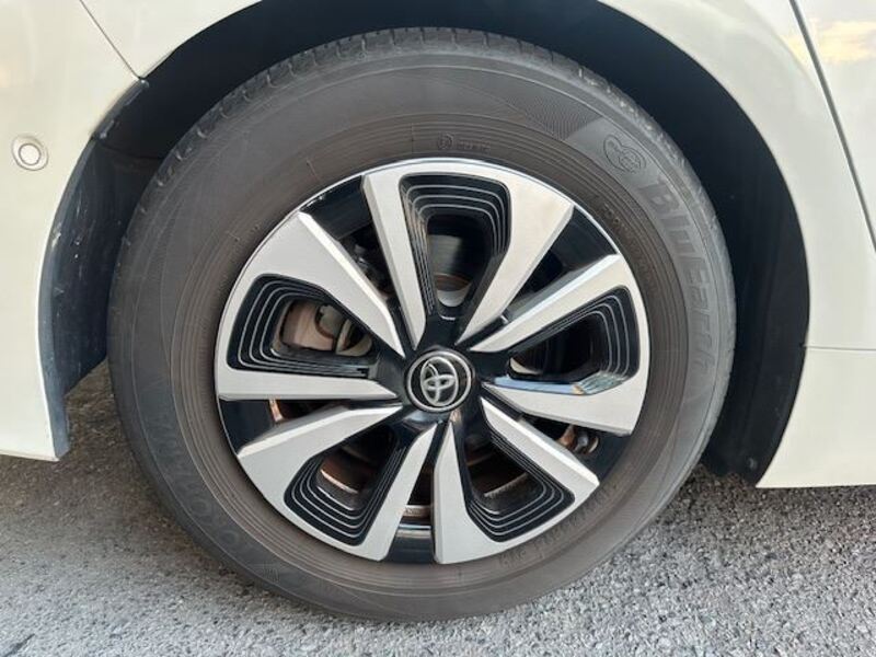 PRIUS PHV