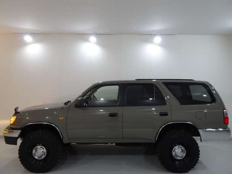 HILUX SURF