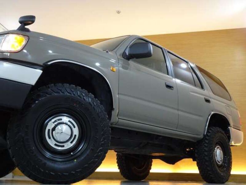 HILUX SURF