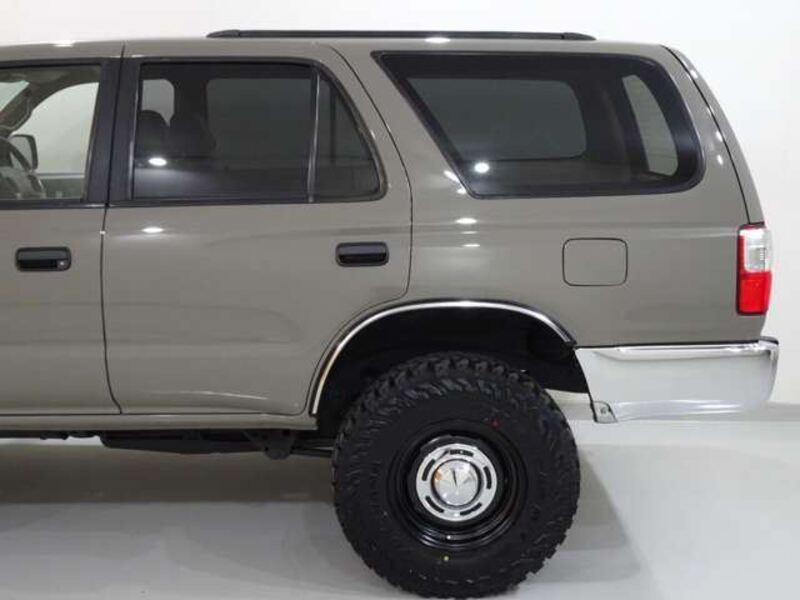 HILUX SURF