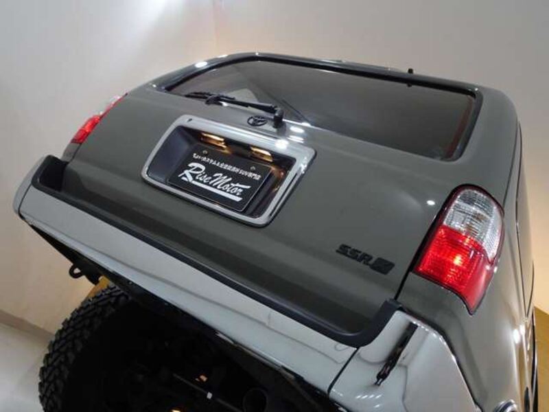 HILUX SURF