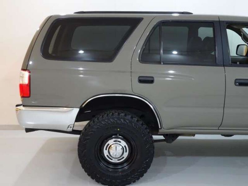 HILUX SURF