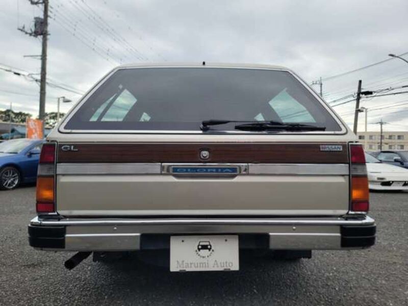 GLORIA WAGON