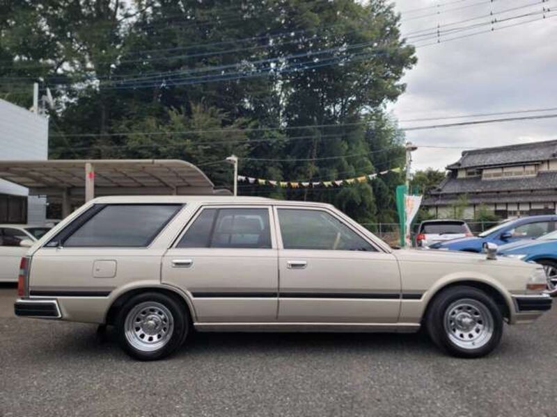 GLORIA WAGON