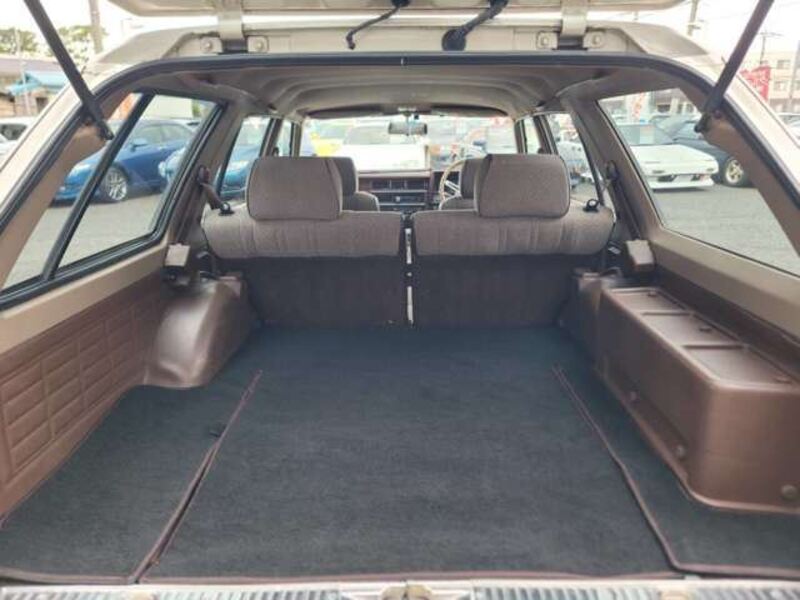 GLORIA WAGON