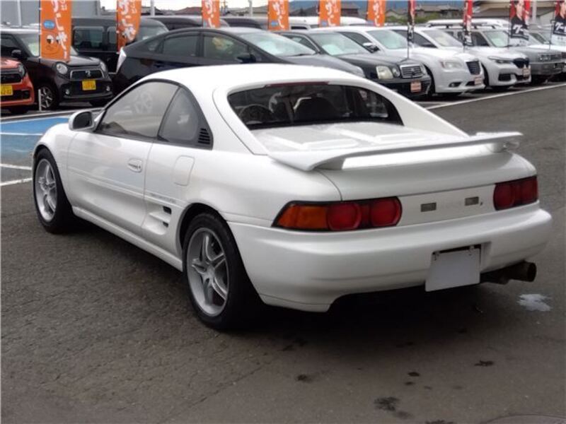 MR2