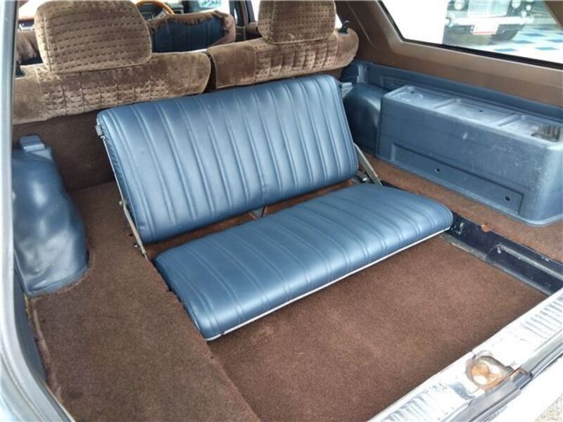 GLORIA WAGON