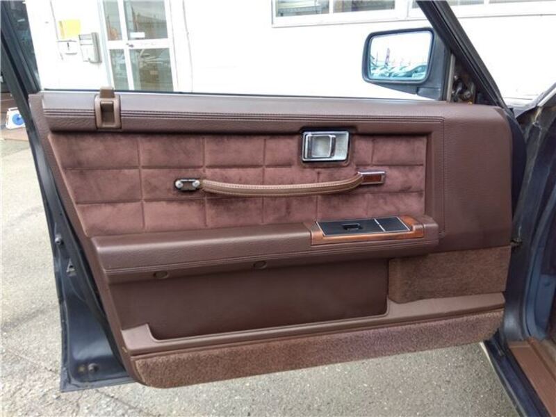 GLORIA WAGON