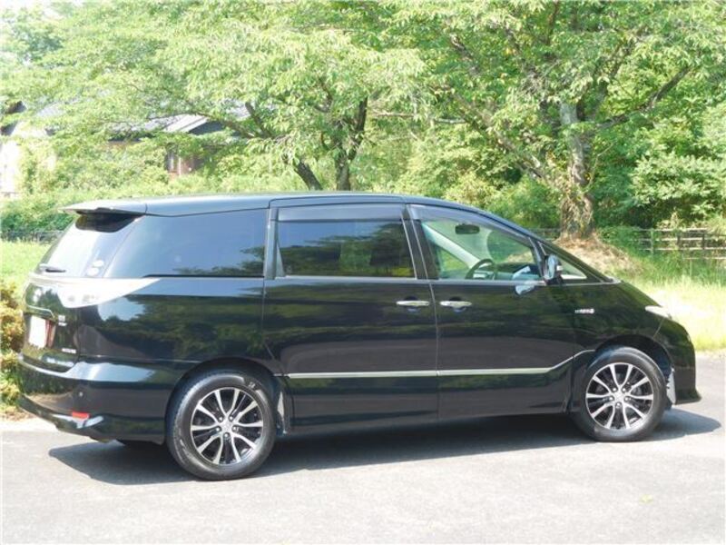 ESTIMA HYBRID