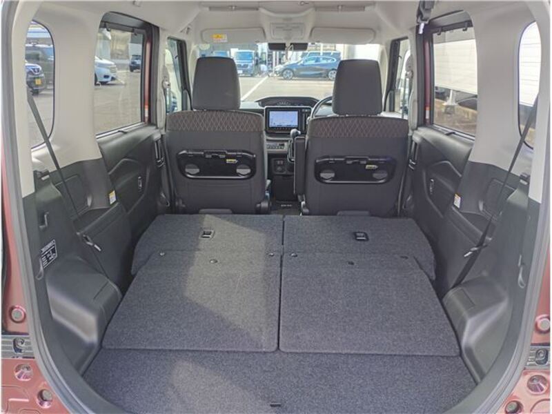 DELICA D2