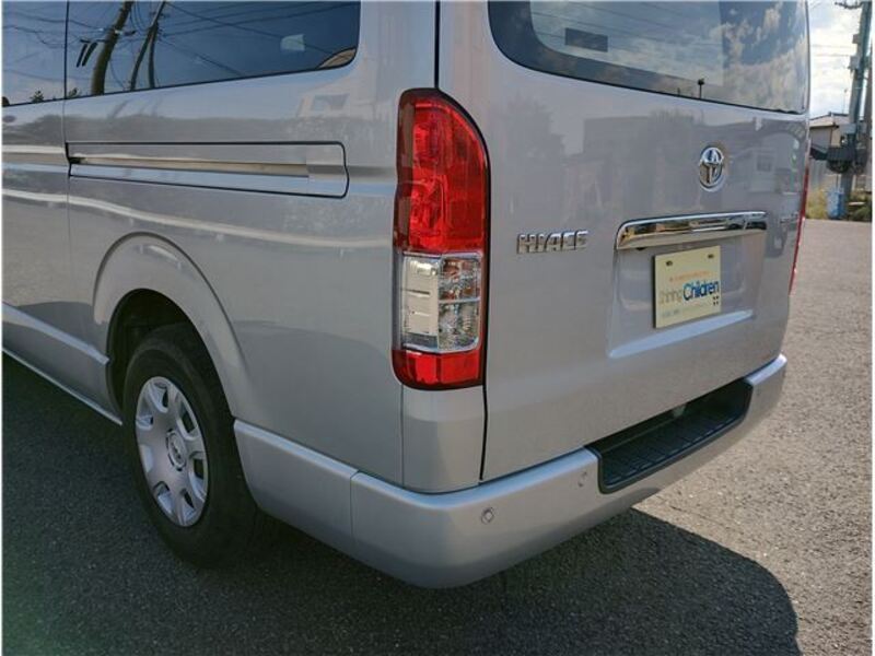HIACE VAN