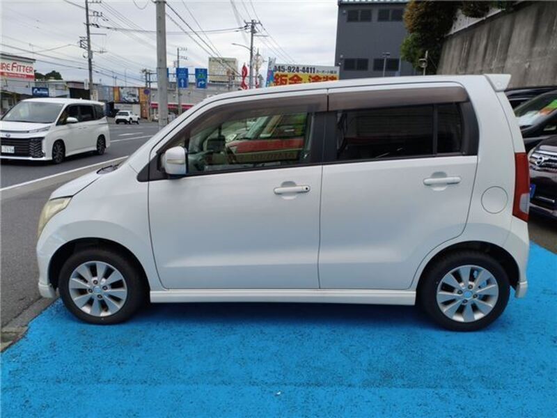 WAGON R