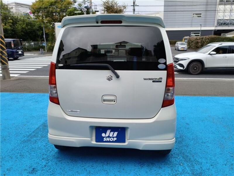 WAGON R