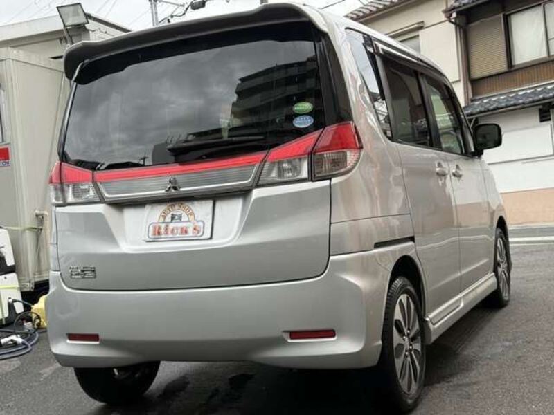 DELICA D2