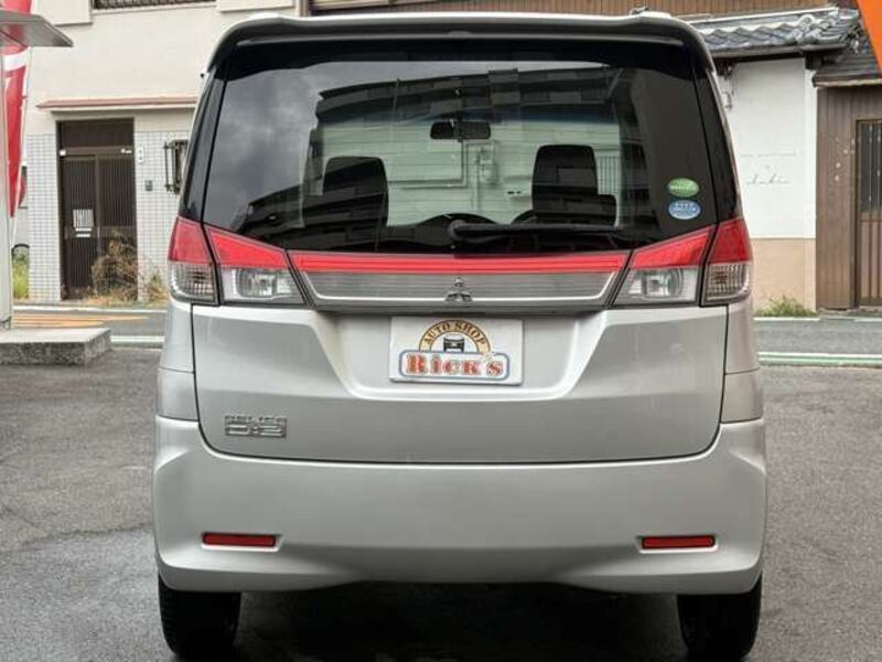 DELICA D2
