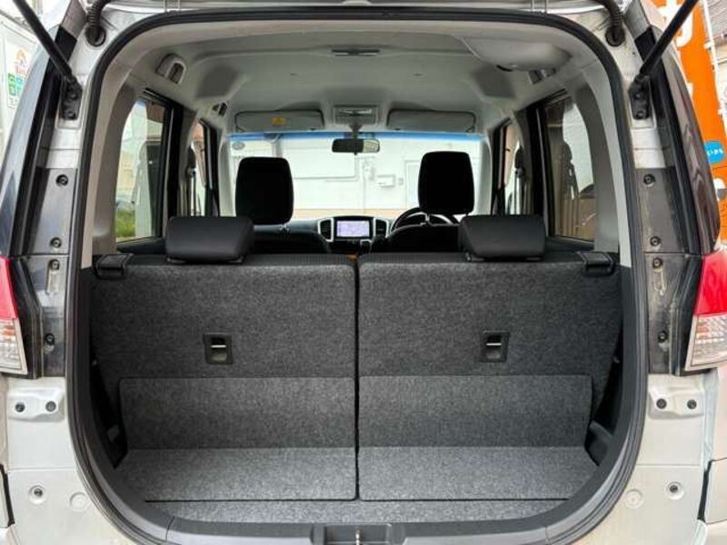 DELICA D2